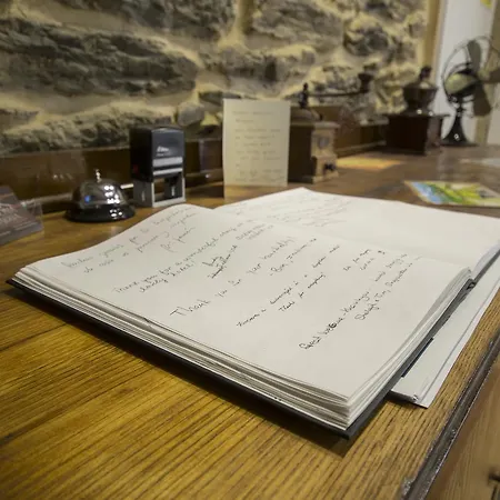 Boutique- Aloj. Camino De Santiago Guest house Sarria