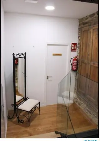Guest house Boutique- Aloj. Camino De Santiago 3*